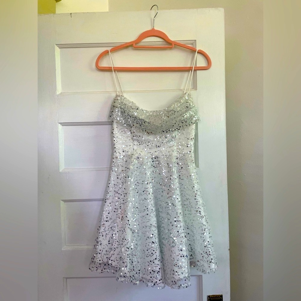 Selfie Leslie White/Silver Sequin Dress